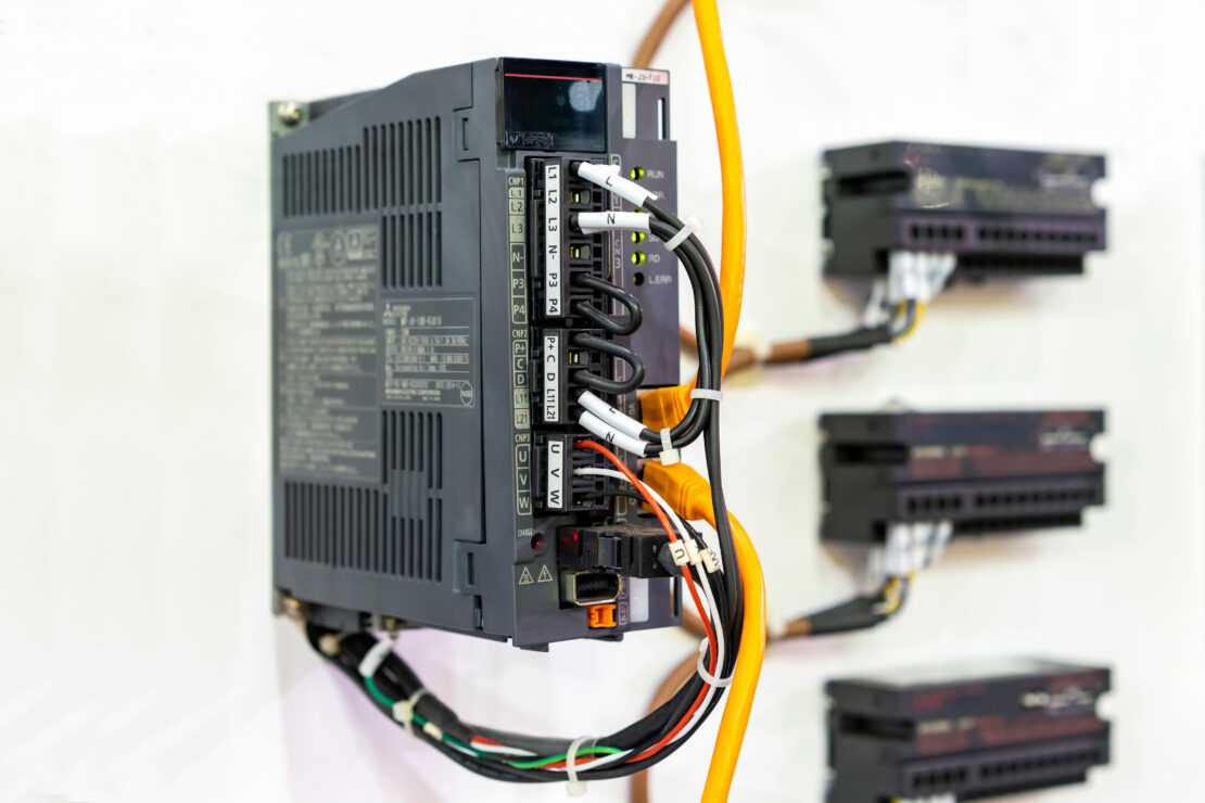 a servo controller